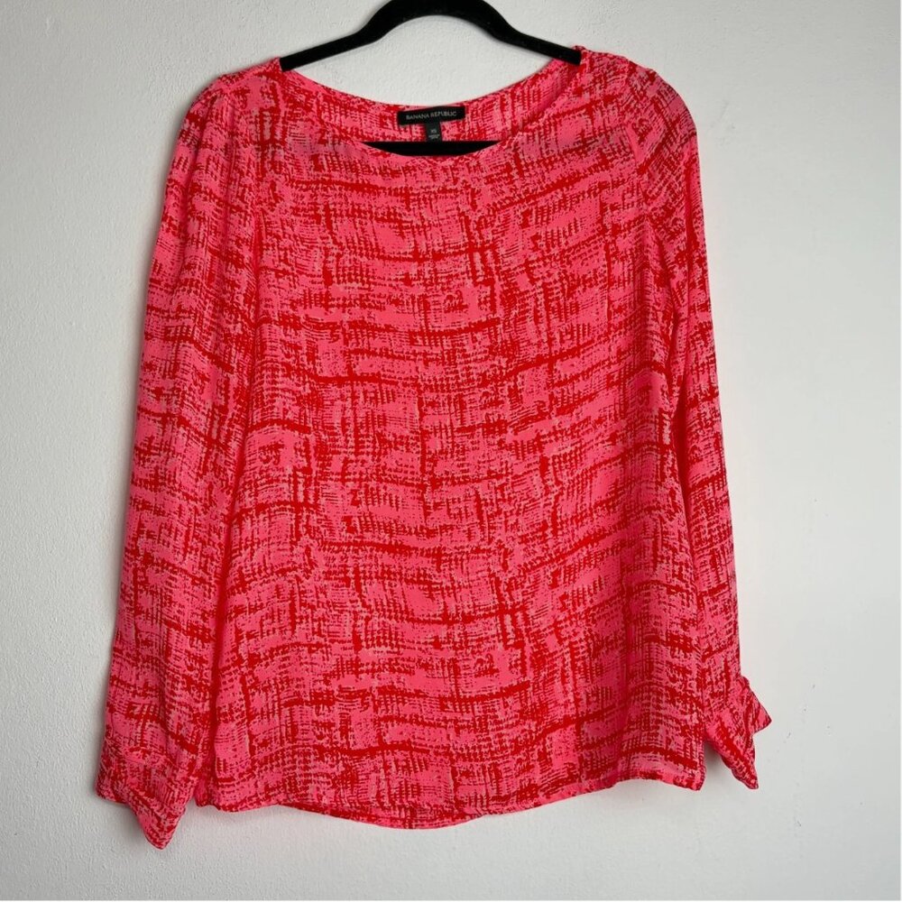 Banana Republic Women’s Aubrey Fold-Cuff Blouse Coral Print Classic Workwear XS